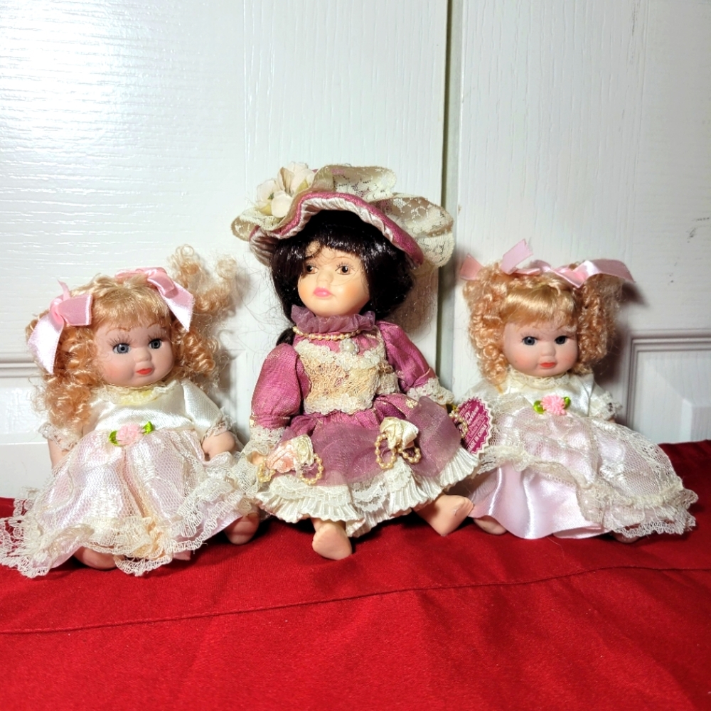 ❤ THE LILY DOLL COLLECTION BUNDLES 3 BEAUTIFUL DOLLS